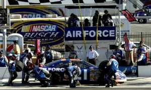 nascar repair in race
