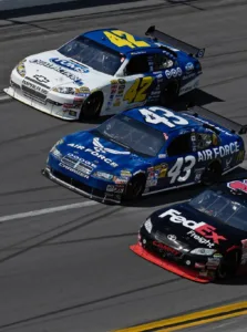 racing nascar close